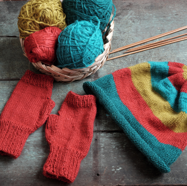 hand knit hat and mittens